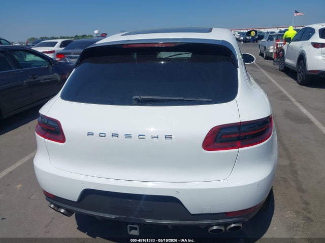 Porsche Macan S