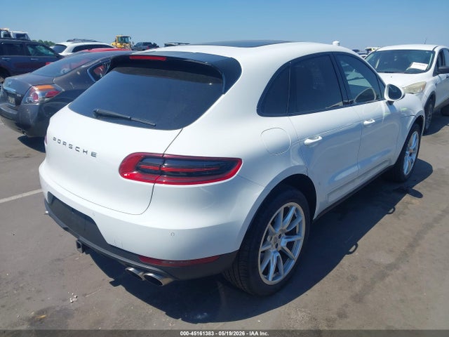 Porsche Macan S