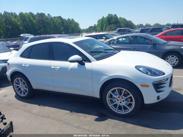 Porsche Macan S