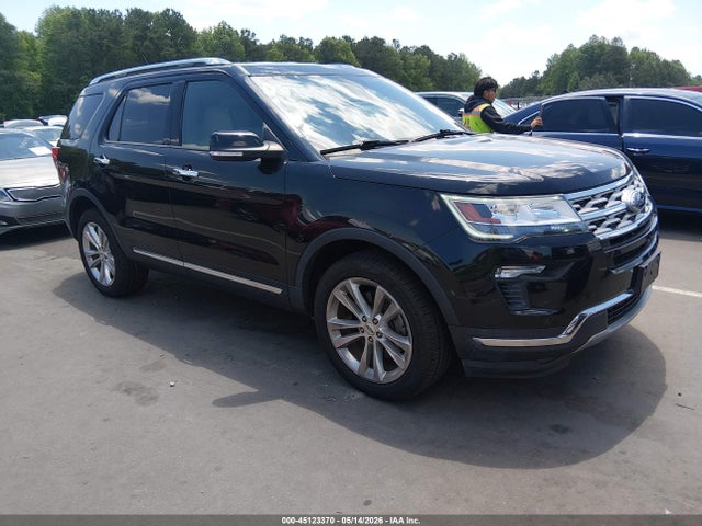 Salvage Ford Explorer Image