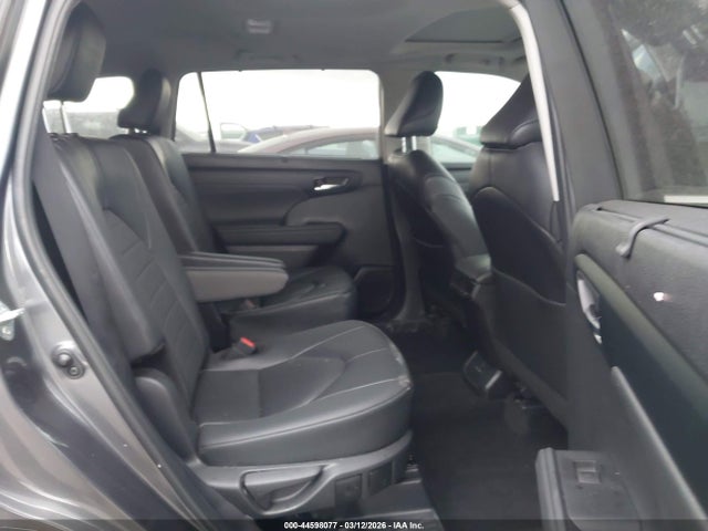 Toyota Highlander Xle
