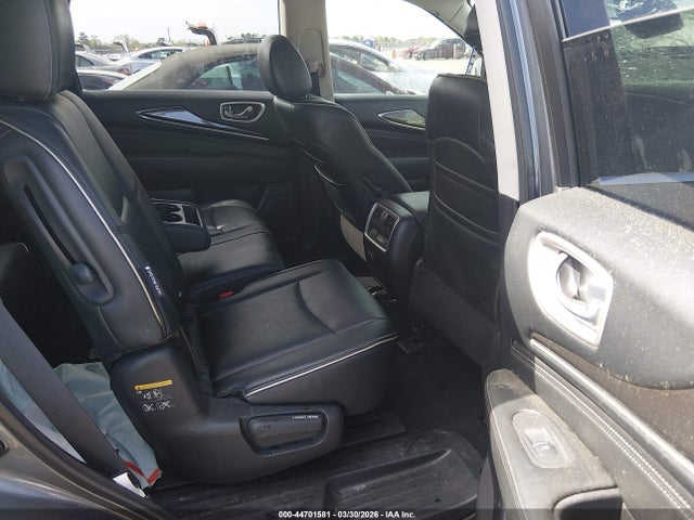 INFINITI Qx Pure