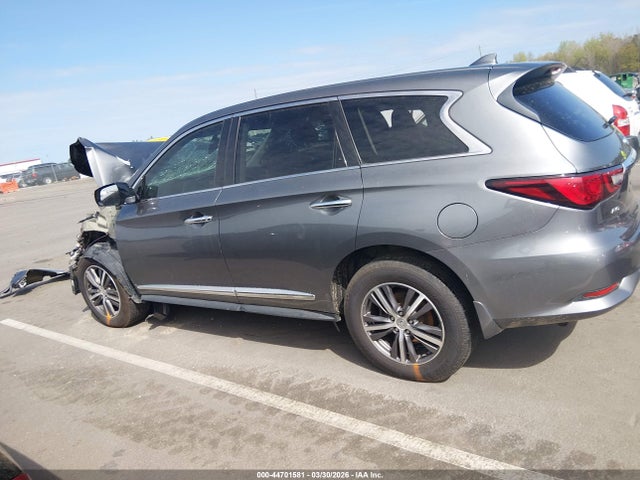 INFINITI Qx Pure