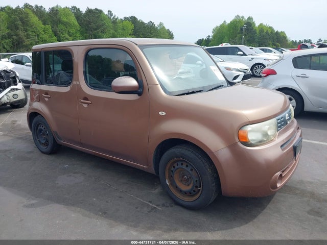 Salvage Nissan cube Image