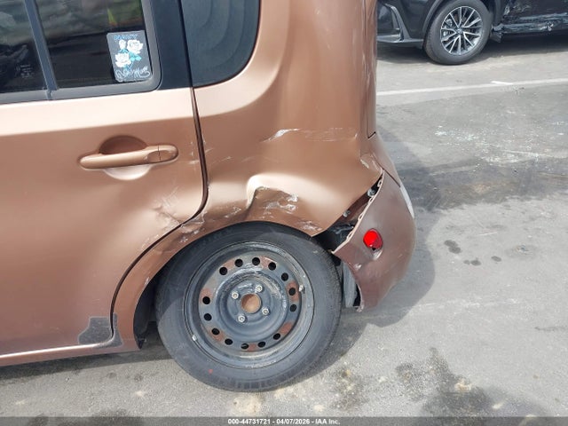 Nissan cube 1.8s