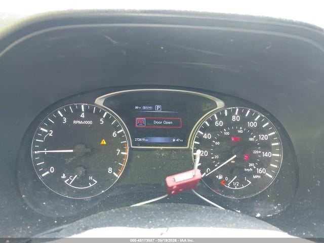Nissan Pathfinder Sv
