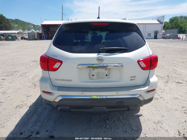 Nissan Pathfinder Sv