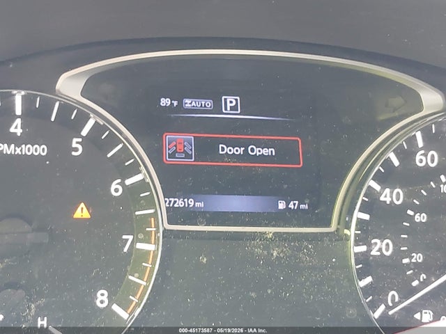 Nissan Pathfinder Sv