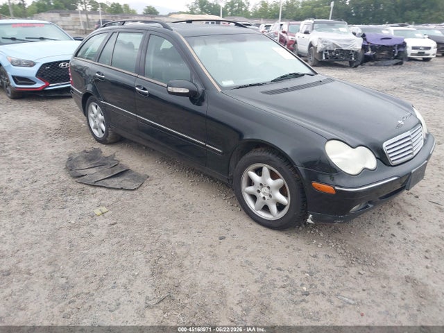 Salvage Mercedes-Benz C-Class Image