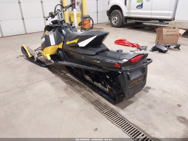 Ski-Doo Renegade 800r E tec