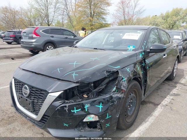 Nissan Altima S Fwd