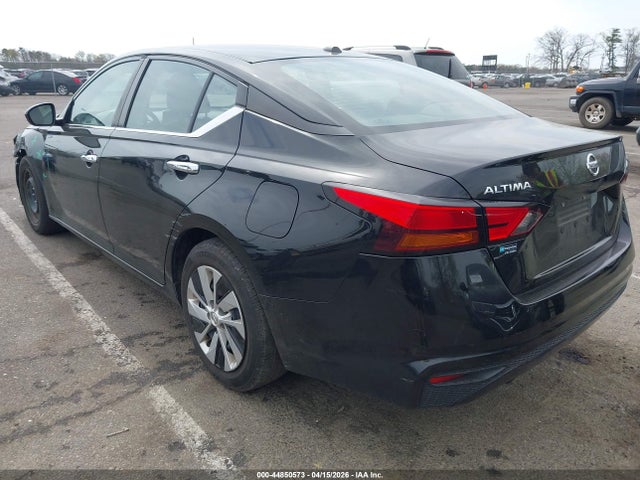 Nissan Altima S Fwd