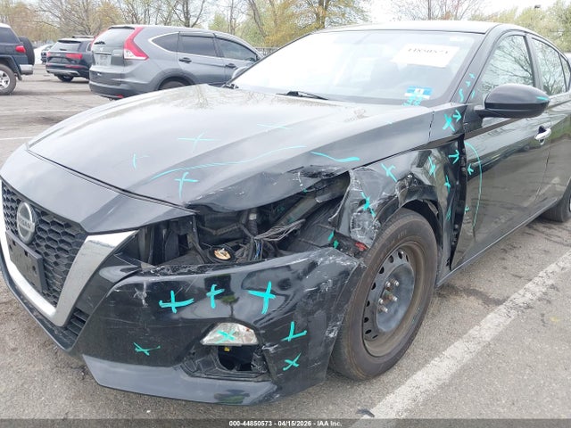 Nissan Altima S Fwd