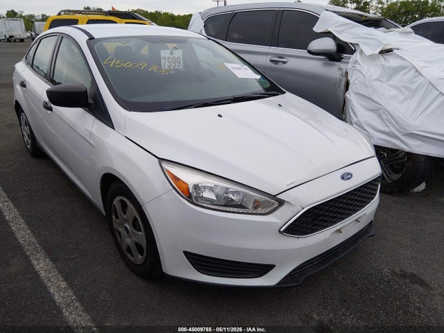 Salvage Ford Focus Image