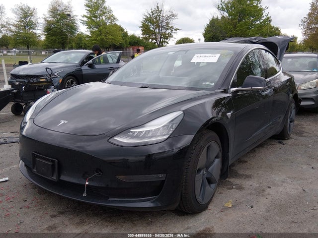 Tesla Model 3 Long Range Dual Motor All-wheel Drive
