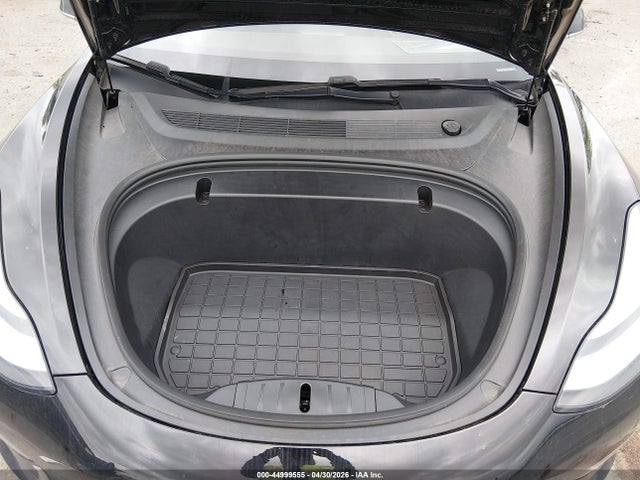 Tesla Model 3 Long Range Dual Motor All-wheel Drive