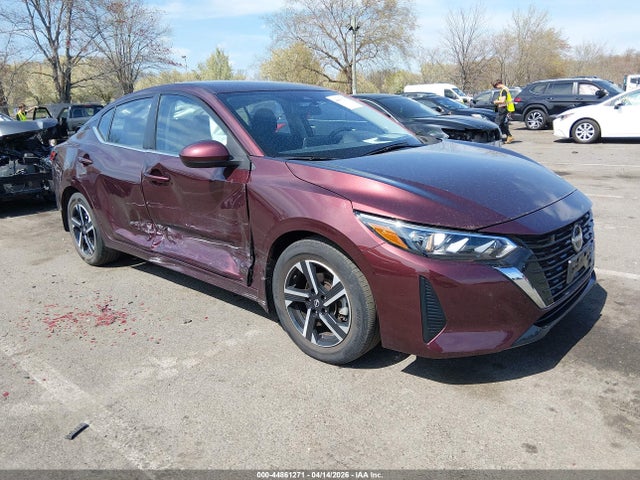 Salvage Nissan Sentra Image