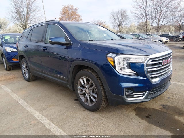 Salvage GMC Terrain Image