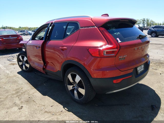 Volvo XC40 T5 Momentum