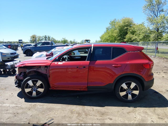 Volvo XC40 T5 Momentum