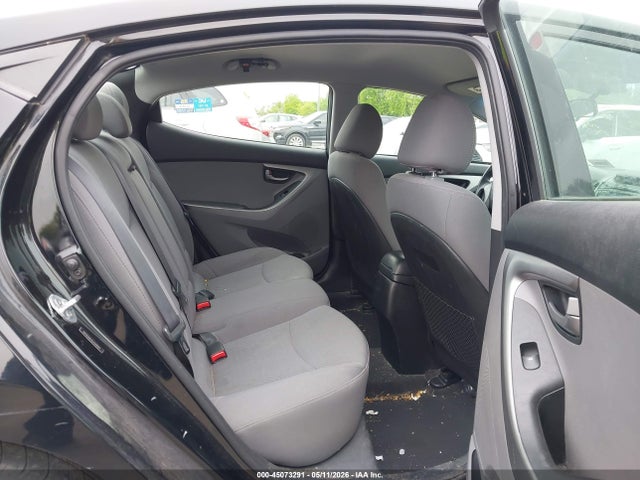 Hyundai ELANTRA Se