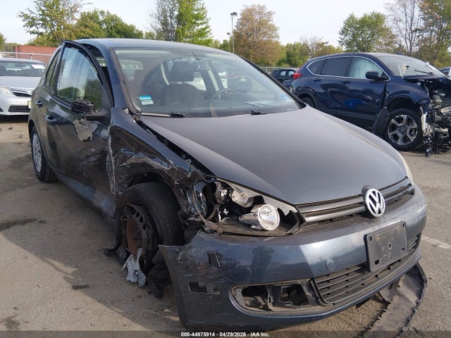 Salvage Volkswagen Golf Image