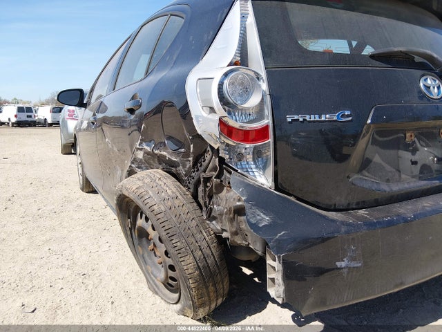 Toyota Prius c Three