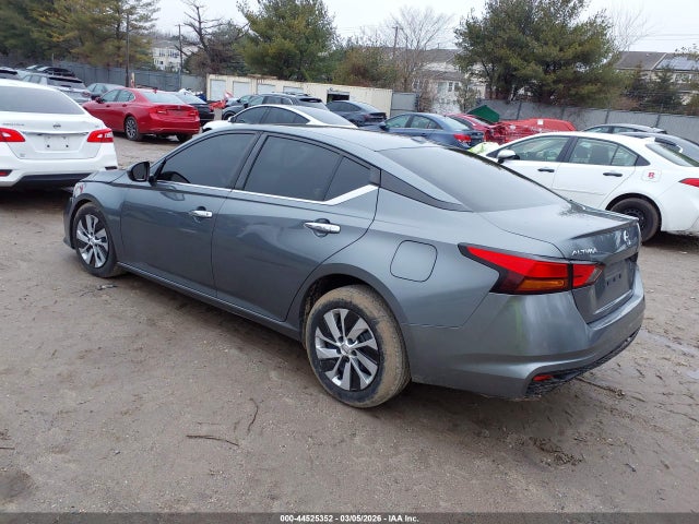 Nissan Altima S Fwd