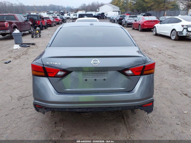 Nissan Altima S Fwd