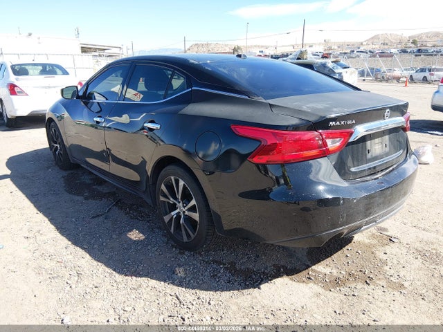 Nissan Maxima