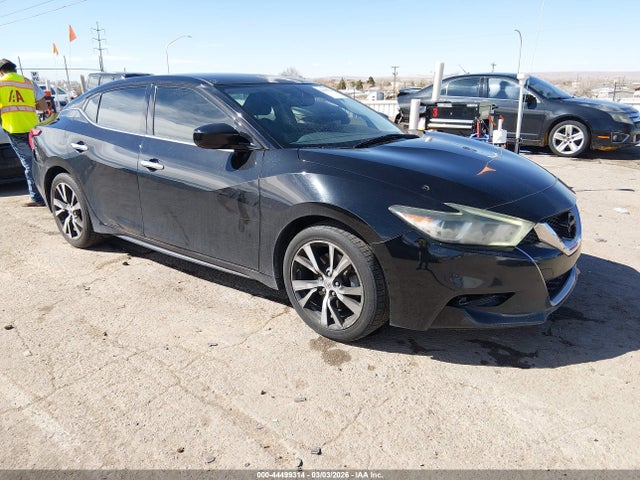 Salvage Nissan Maxima Image