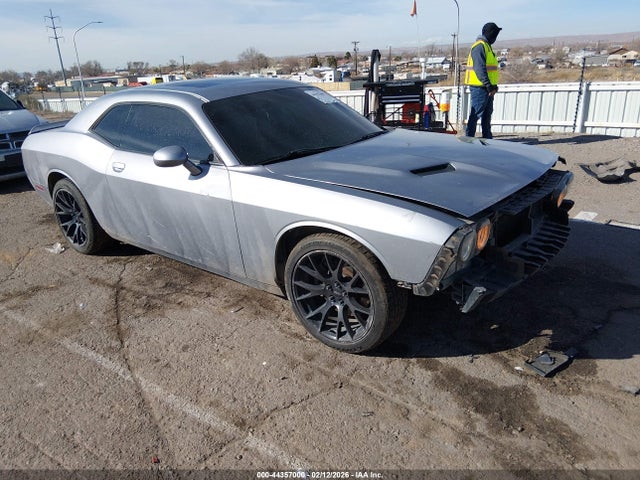 Salvage Dodge Challenger Image
