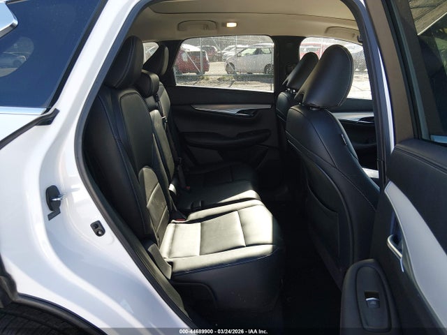 INFINITI Qx Luxe