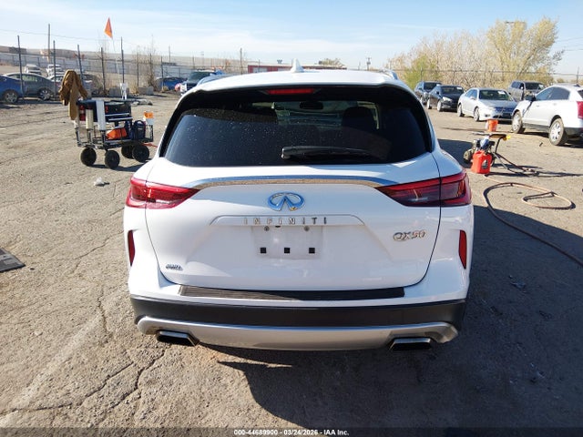 INFINITI Qx Luxe