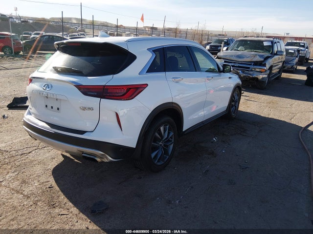 INFINITI Qx Luxe
