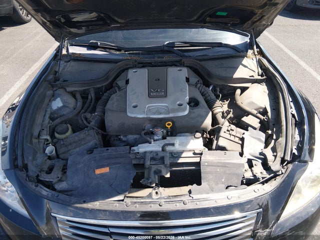 INFINITI G37 Journey