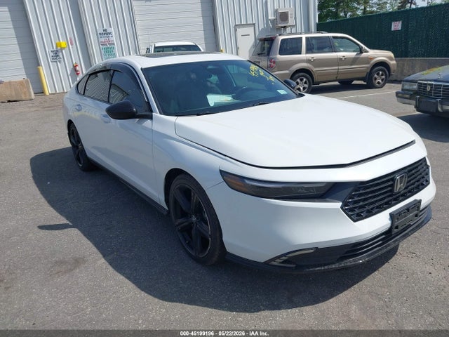 Salvage Honda Accord Image