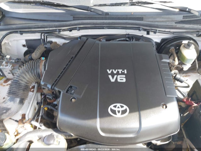Toyota Tacoma Base V6