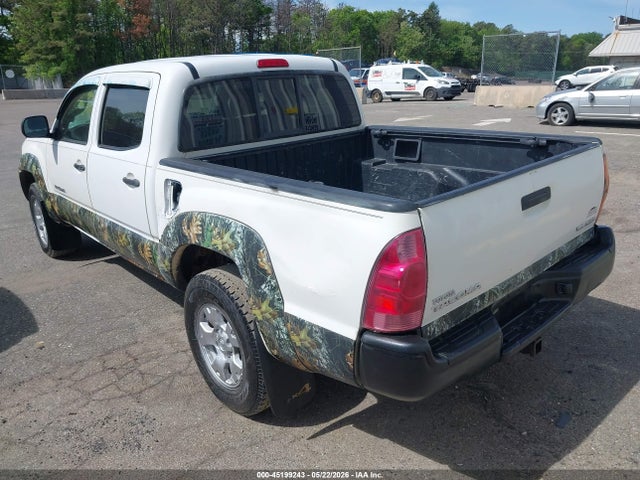 Toyota Tacoma Base V6