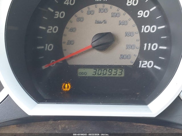 Toyota Tacoma Base V6