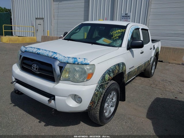Toyota Tacoma Base V6