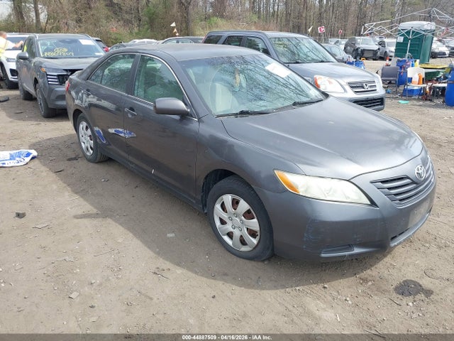 Salvage Toyota Camry Image