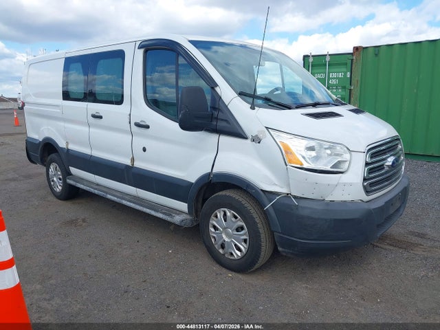 Salvage Ford Transit Image
