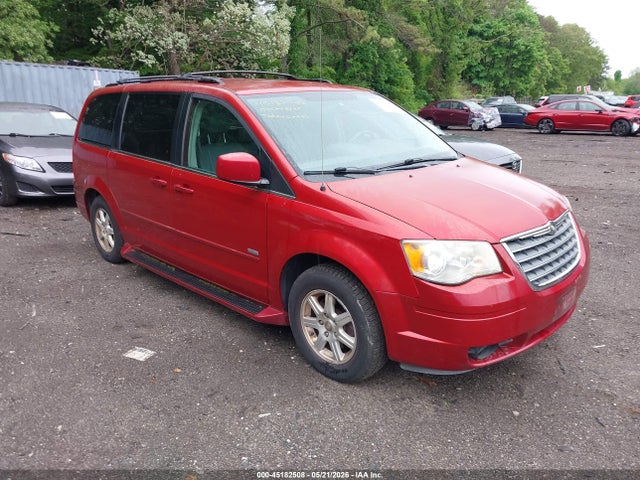 Salvage Chrysler Town & Country Image