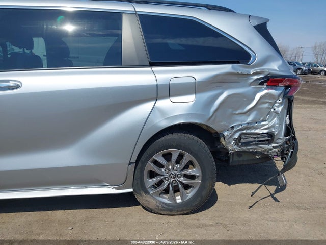Toyota Sienna Xle