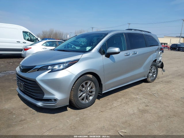 Toyota Sienna Xle