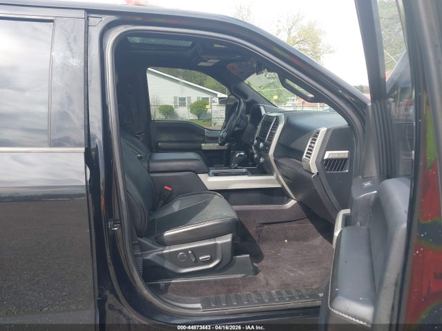 Ford F-150 Lariat