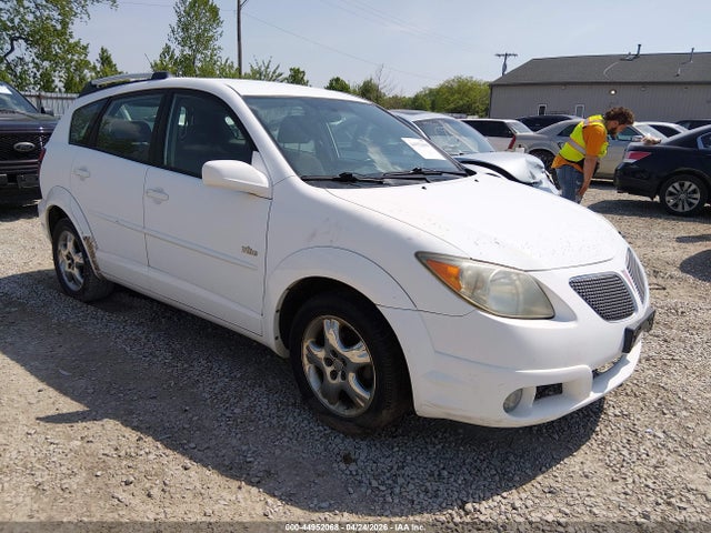 Salvage Pontiac Vibe Image
