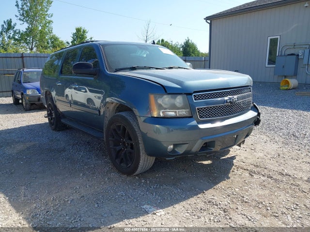 Salvage Chevrolet Suburban 1500 Image