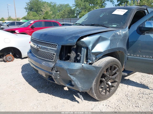 Chevrolet Suburban 1500 Ltz